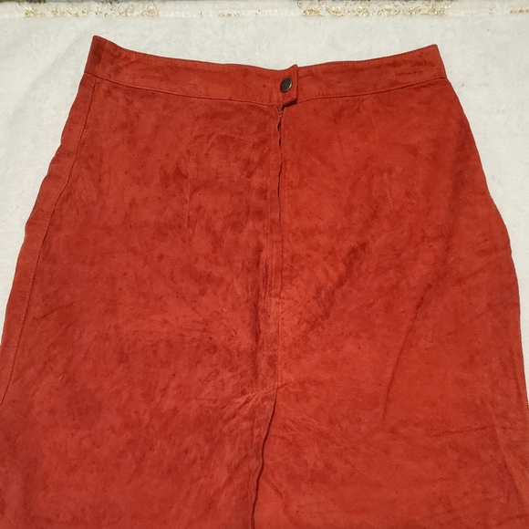 Ladies Red Formal Leather Skirt - Picture 1 of 4